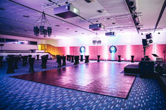 Marina Congress Centerin juhlatila valmiina ottamaan vastaan juhlijat Helsingissä