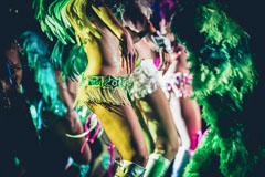 Sambatanssijoita yritysjuhlissa Helsingissä